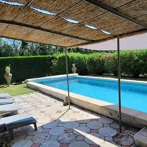 Hébergement de vacances Les Ferrages, Noves